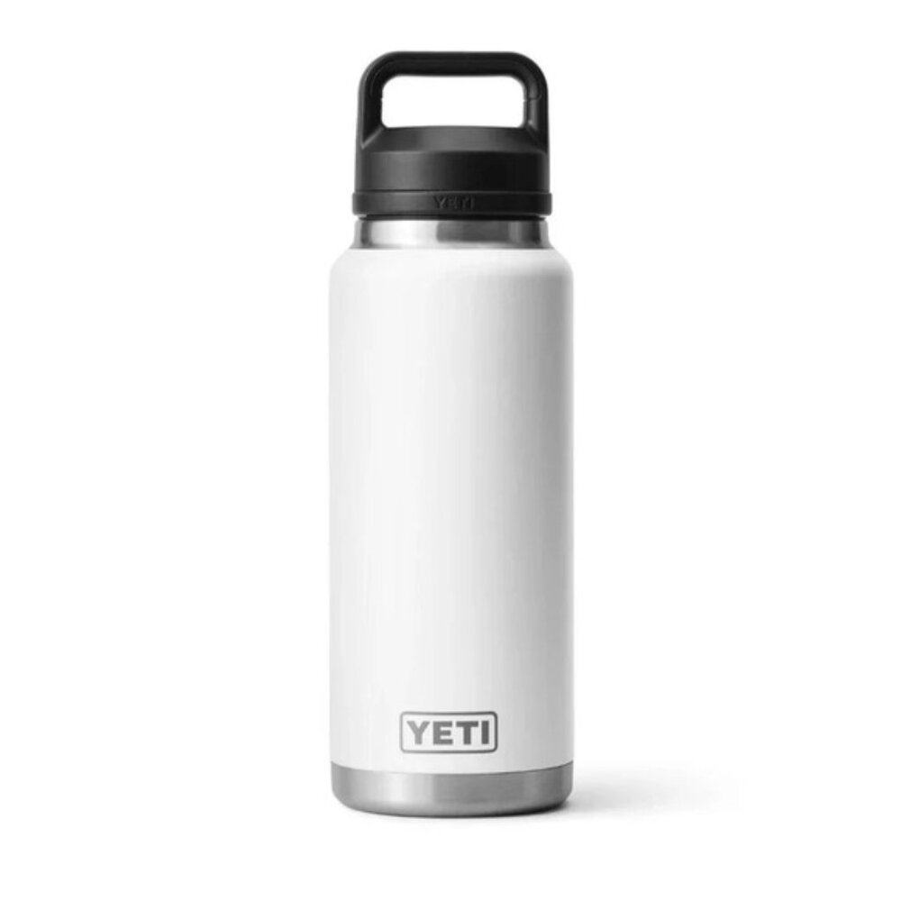 Yeti Rambler Bottle w  Chug Cap Logo  White 26 oz chalk white EUC
